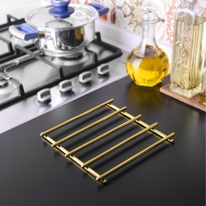 Square Trivet / Gold
